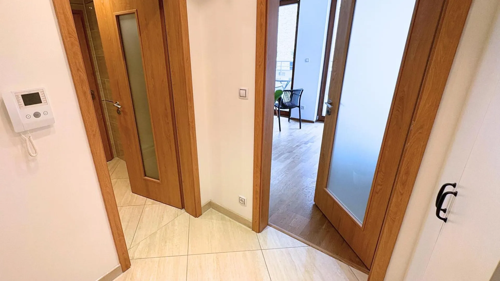 Daire Modern Studio With Spacious Terrace Prague Andel