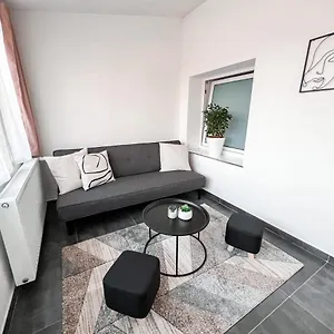 Williams Apartmán
