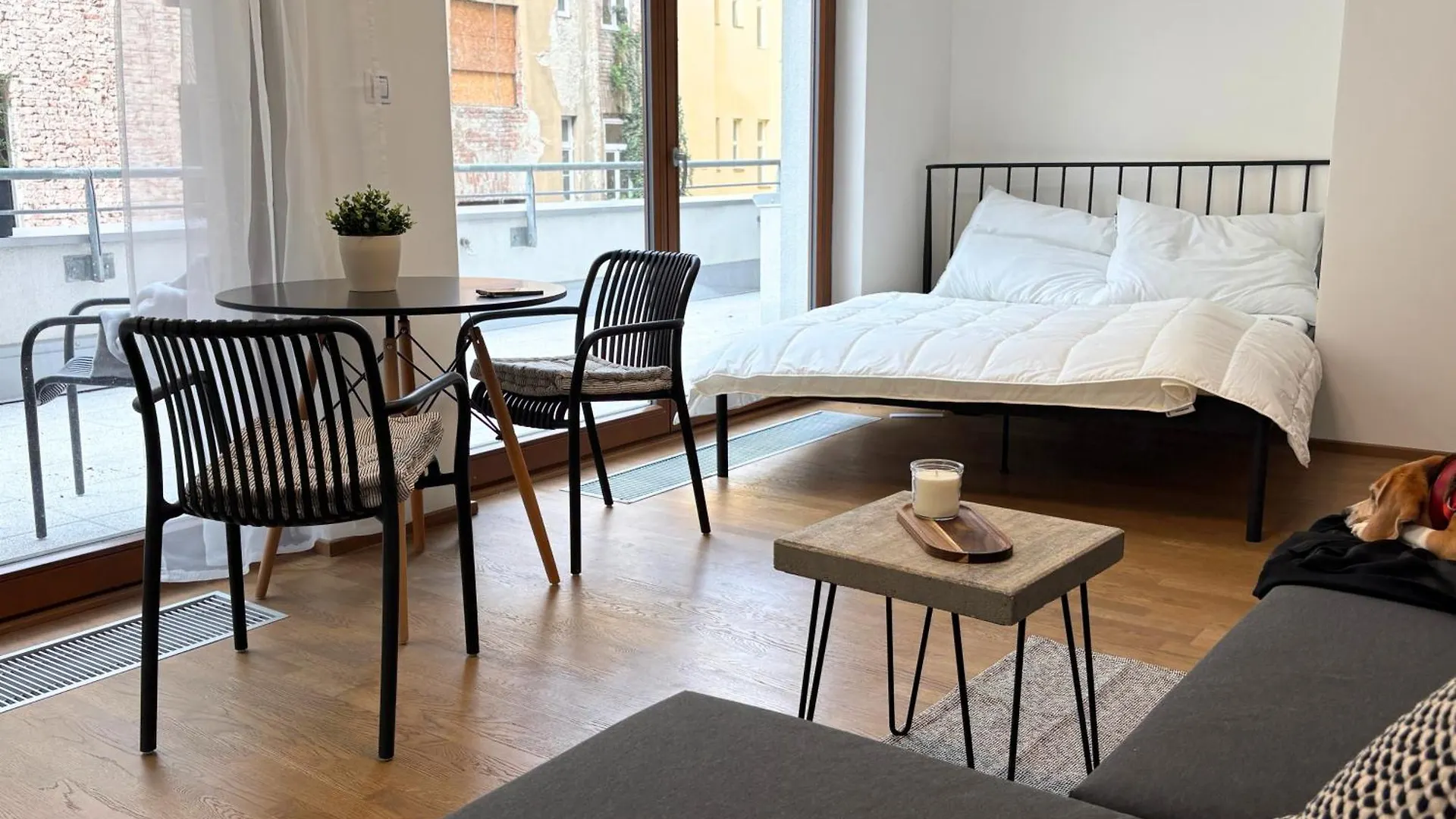 Modern Studio With Spacious Terrace Prague Andel